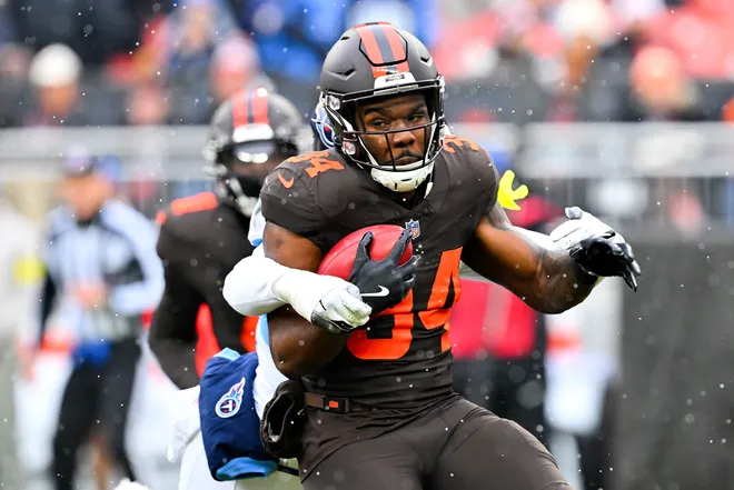 CLEVELAND, OHIO - DECEMBER 07: Jerome Ford #34 of the Cleveland Browns runs with the ball during a punt return during the first quarter against the Tennessee Titans at Huntington Bank Field on December 07, 2025 in Cleveland, Ohio. (Photo by Jason Miller/Getty Images)