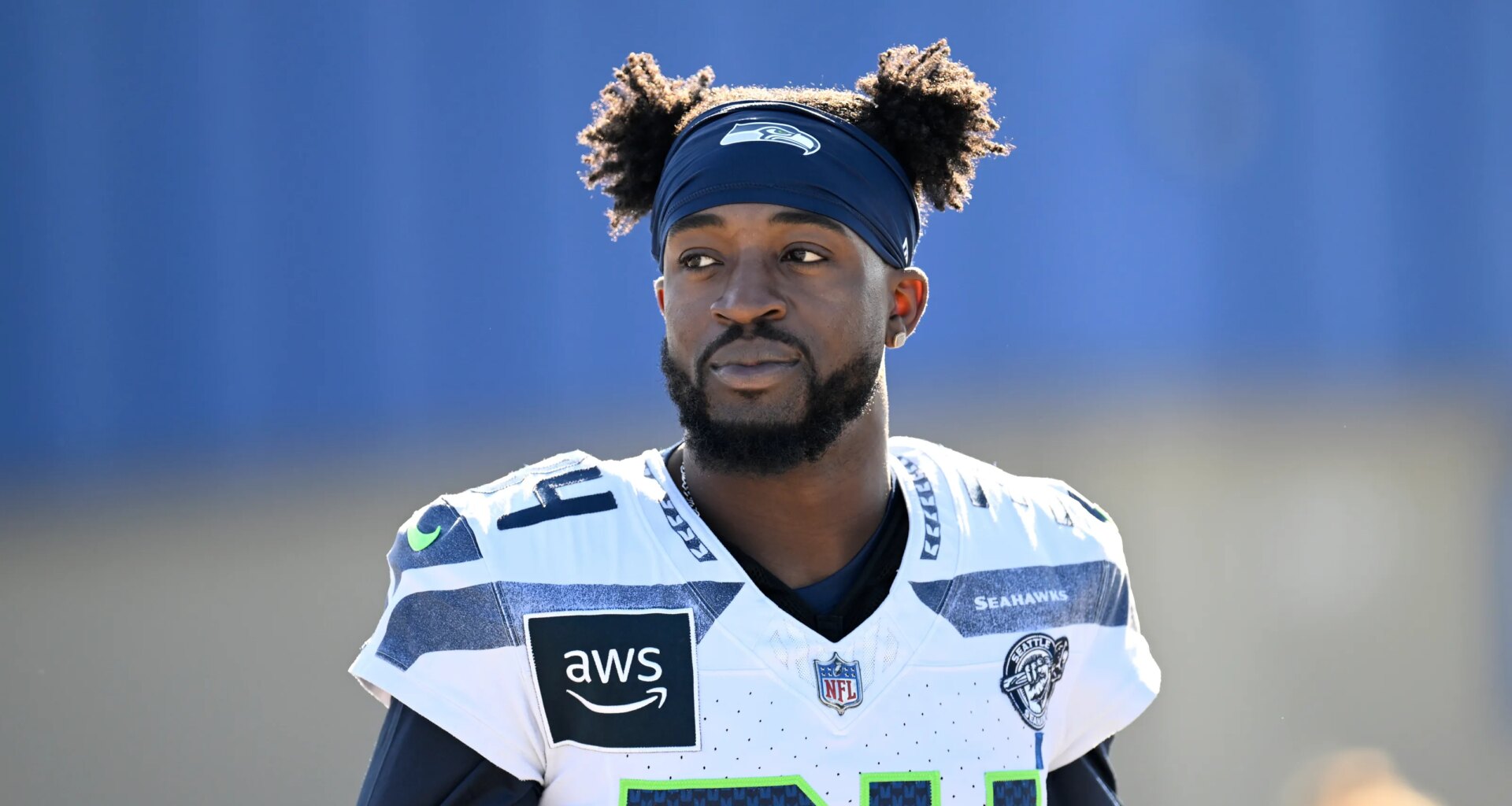 Seahawks re-sign Shemar Jean-Charles