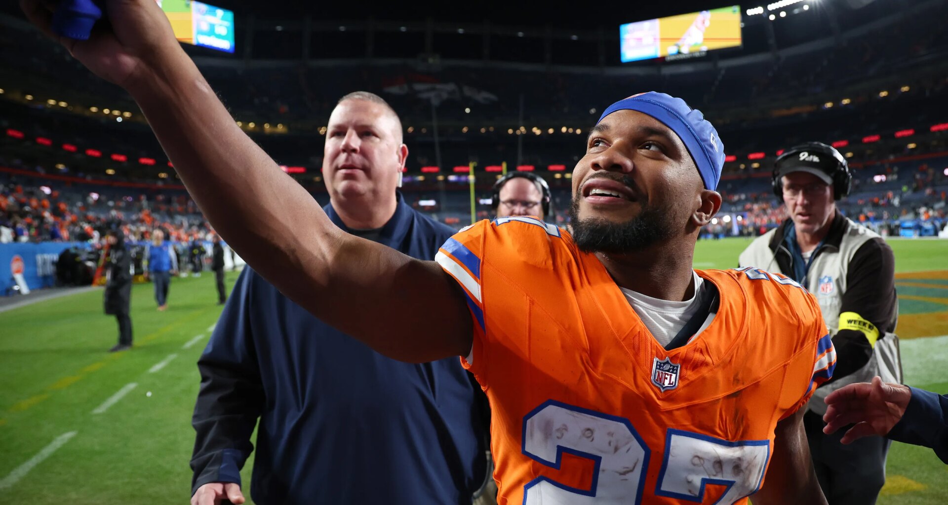 J.K. Dobbins shares message to Denver Broncos after re-signing