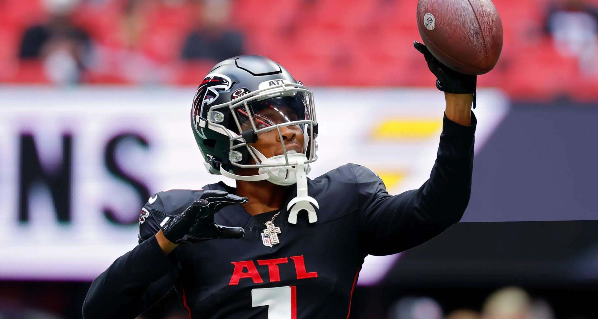 Eagles tried to sign former Falcons wide receiver Darnell Mooney