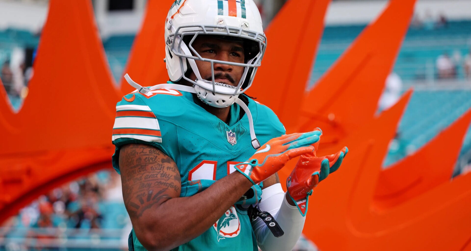 Jaylen Waddle maintains he could beat Pat Surtain in a fight