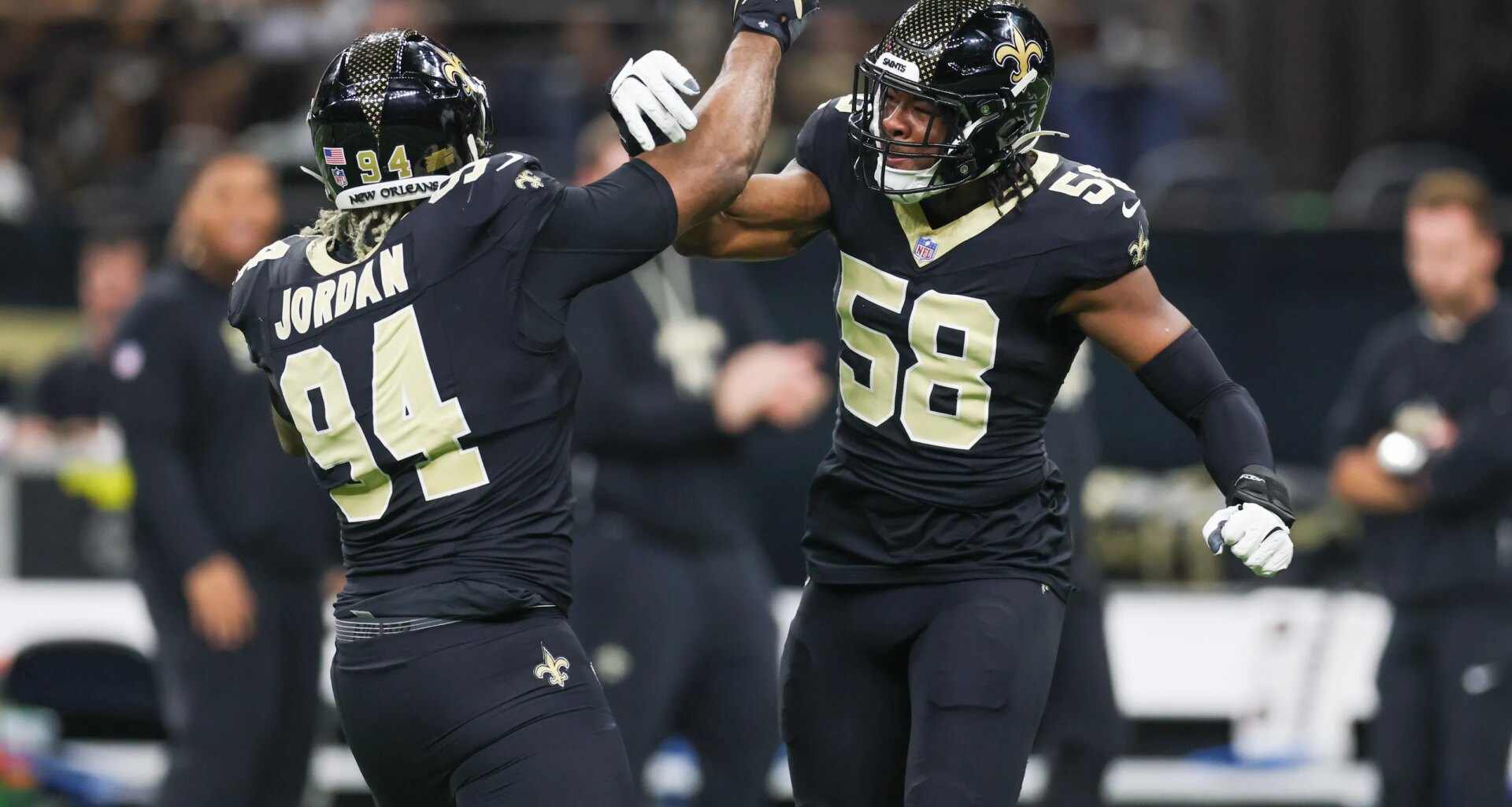 New Orleans Saints re-sign DE Chris Rumph II