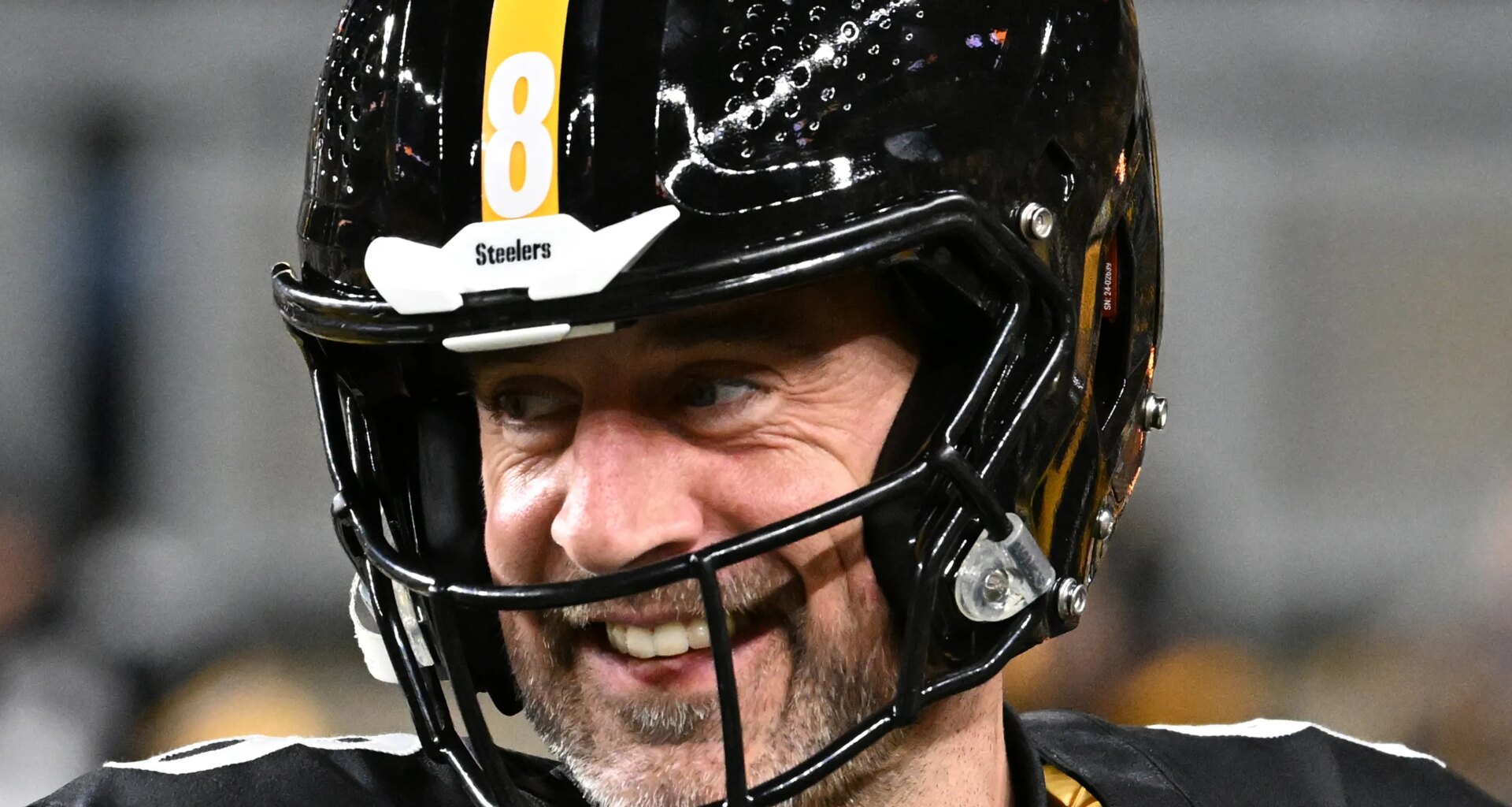 Steelers QB uncertainty grows as Rodgers decision nears