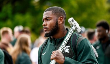 Titans meet with experienced defensive end on Pro Day circuit