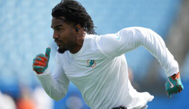 Fans love Super Bowl math from Jaylen Waddle trade