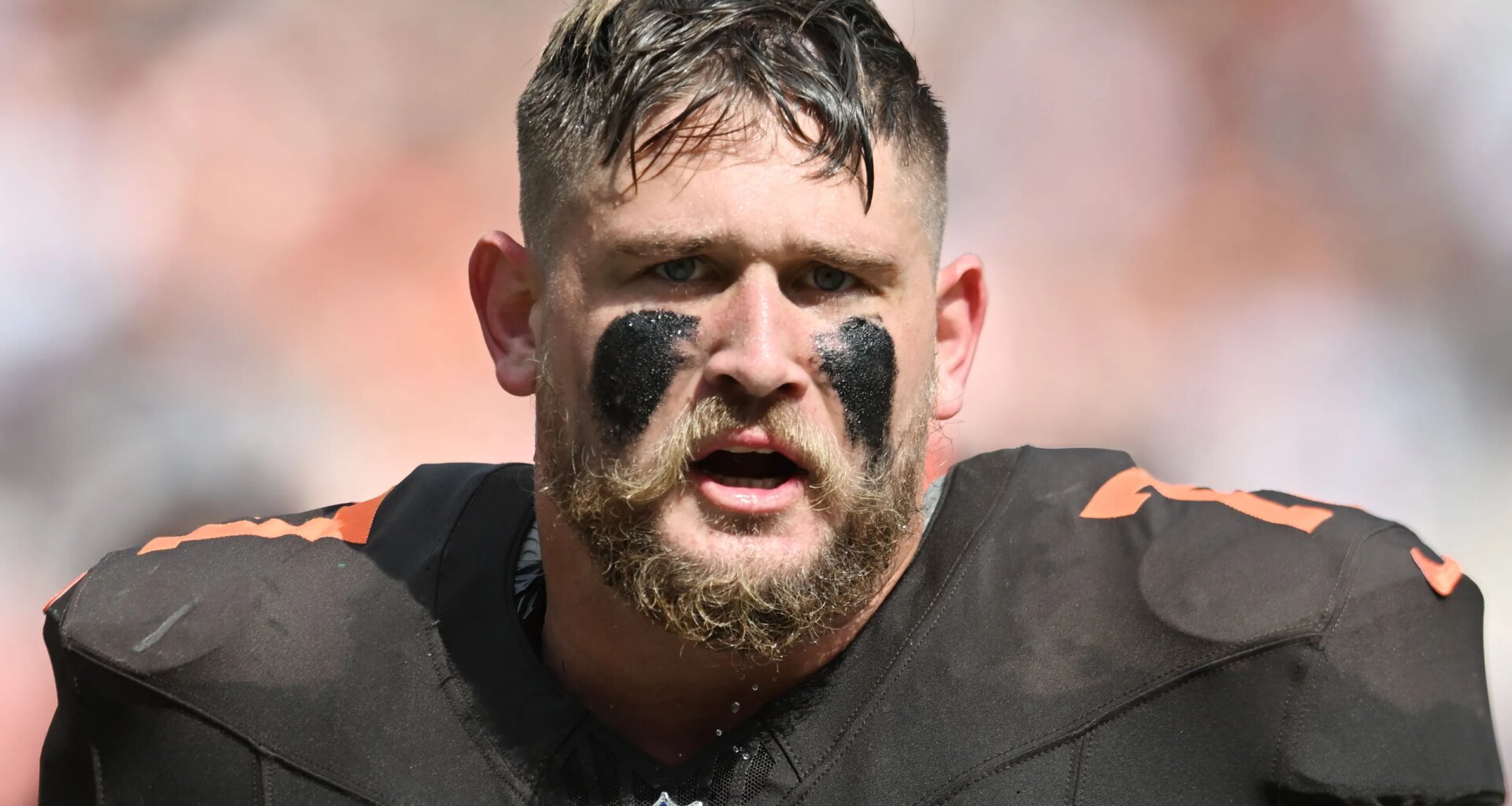 Browns take shot from Wyatt Teller's agent after he signs with Texans