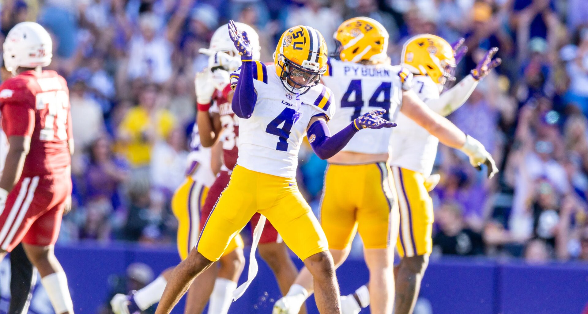 Saints coach runs drills at Mansoor Delane LSU pro day