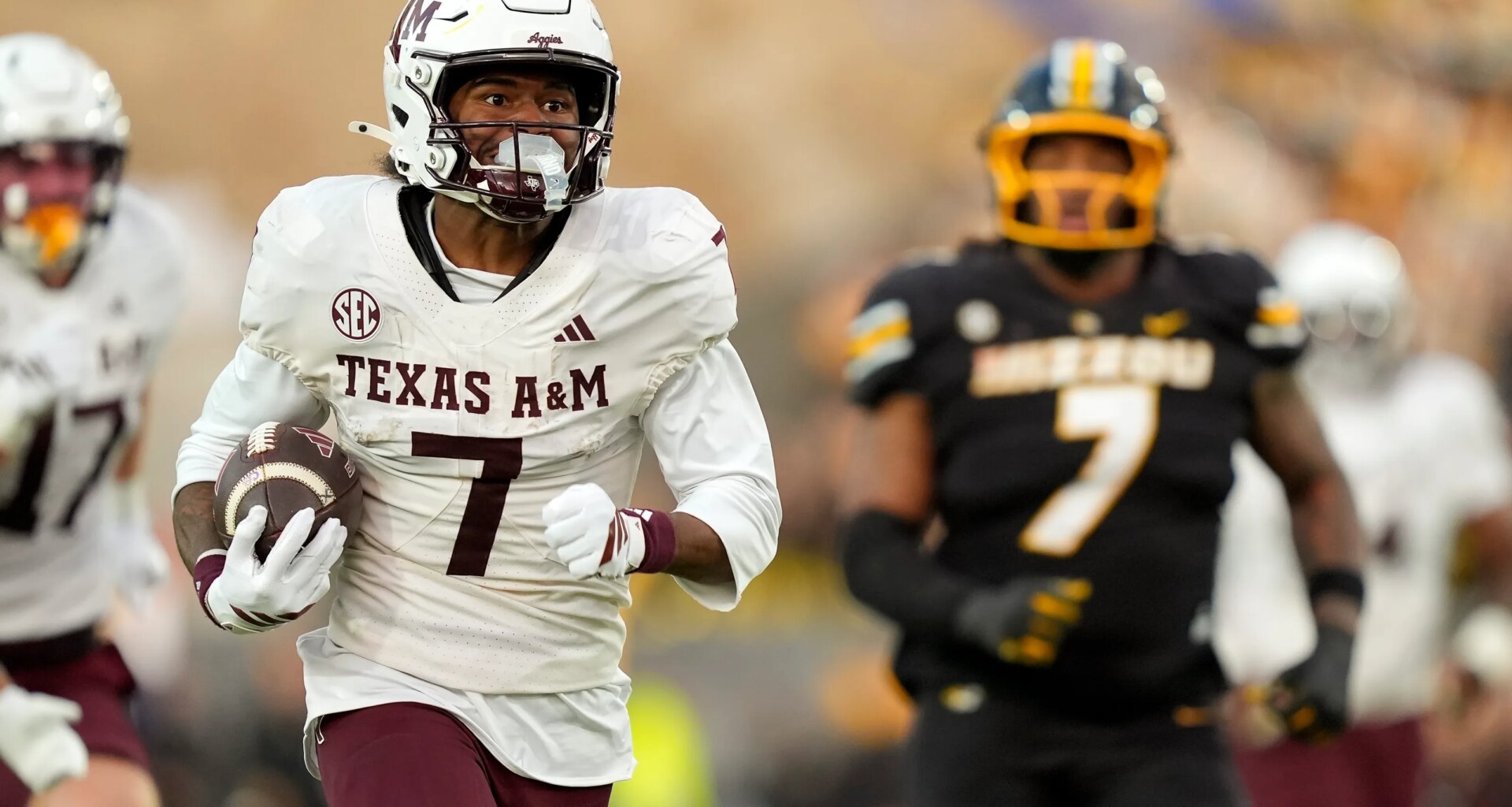 Dolphins go double offense in first round of new mock