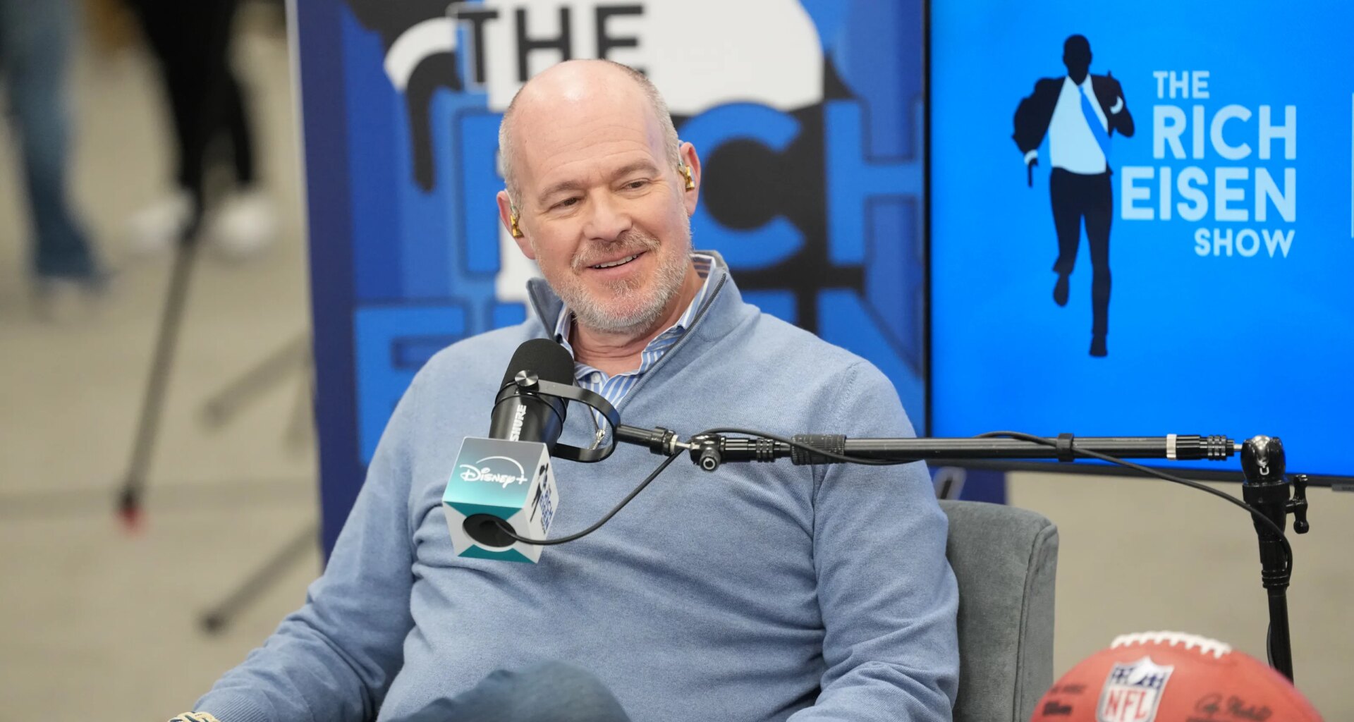 TE Eli Stowers to visit Denver Broncos