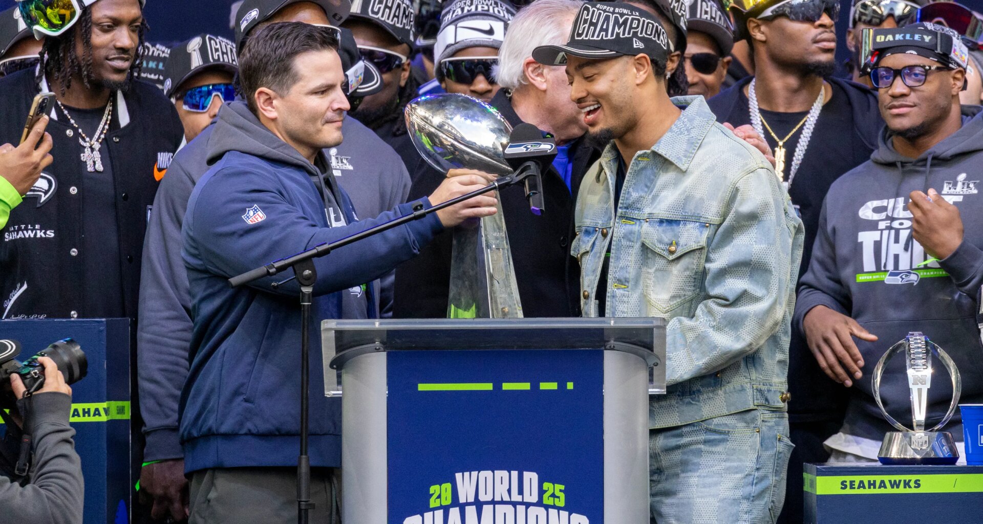Seahawks hold press conference for Jaxon Smith-Njigba's contract extension