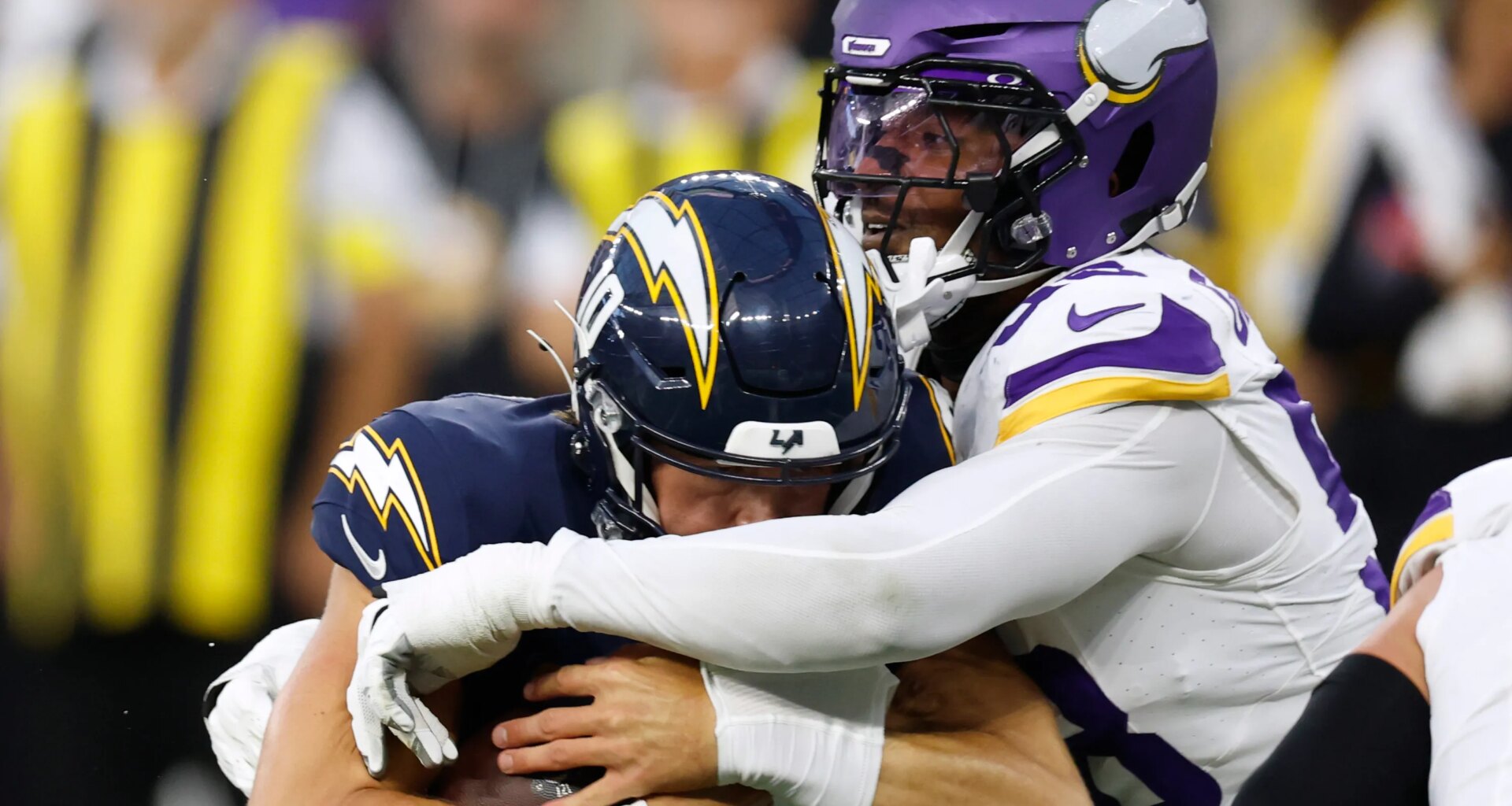 Eagles could trade for Jessie Bates or Jonathan Greenard