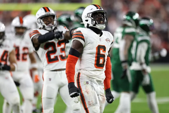 Dec 28, 2023; Cleveland, Ohio, USA; Cleveland Browns linebacker Jeremiah Owusu-Koramoah (6) celebrates after a tackle against the New York Jets during the first half at Cleveland Browns Stadium. Mandatory Credit: Scott Galvin-USA TODAY Sports