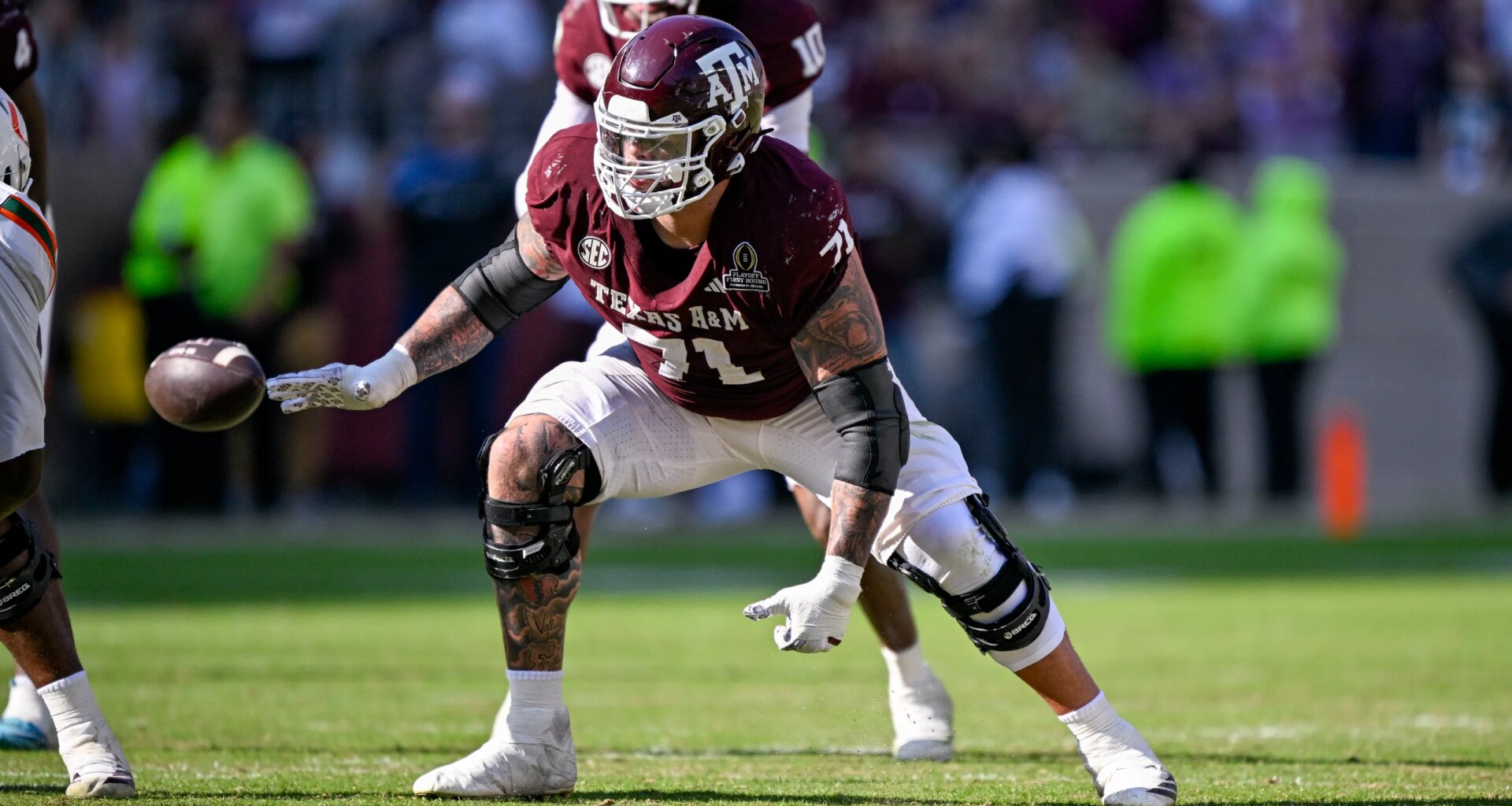 Atlanta Falcons visit with Texas A&M OL Chase Bisontis