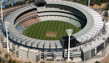 Rams' Kevin Dotson stunned by size of Melbourne stadium