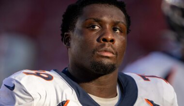 Bills sign free agent center who was cut by Titans