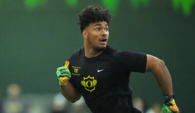 NFL Draft expert believes Kenyon Sadiq may slide to Eagles in Round 1