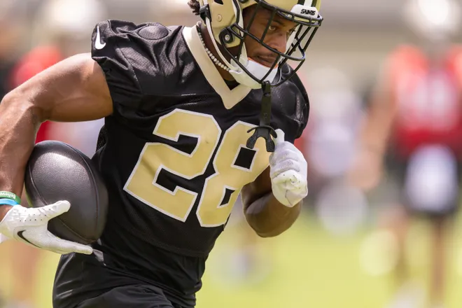 Jun 10, 2025; New Orleans, LA, USA; New Orleans Saints running back Xazavian Valladay (28) during running back drills during minicamp at Ochsner Sports Performance Center. Mandatory Credit: Stephen Lew-Imagn Images