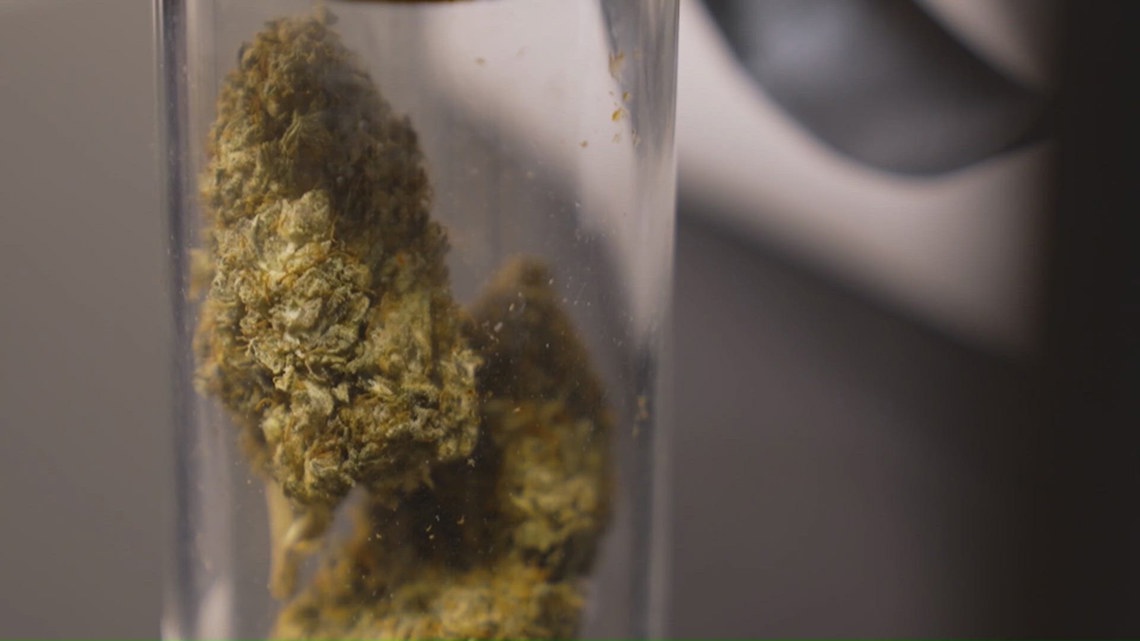 Texas hemp shop owners brace for midnight deadline as new state regulations take effect