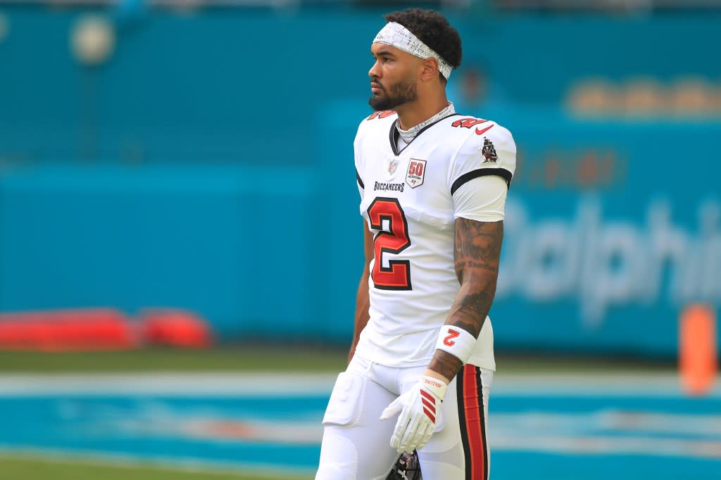 Tampa Bay Buccaneers Wide Receiver Emeka Egbuka (2) warms up before the game between the Tampa Bay Buccaneers and the Miami Dolphins on December 28, 2025 at Hard Rock Stadium in Miami Gardens. Icon Sportswire via Getty Images