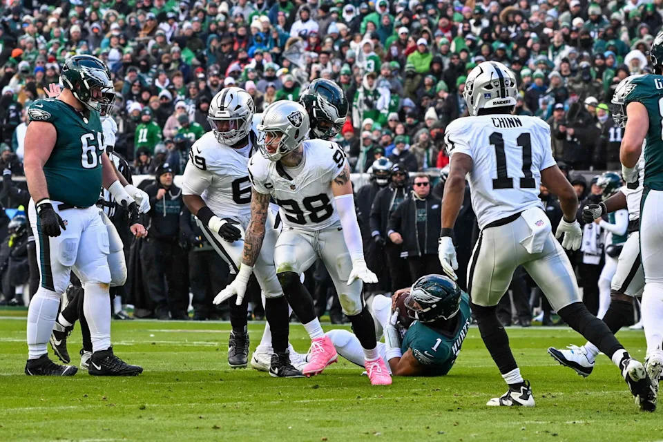 Dec 14, 2025; Philadelphia, Pennsylvania, USA; Las Vegas Raiders defensive end Maxx Crosby (98) celebrates his sacks of Philadelphia Eagles quarterback Jalen Hurts (1) during the second quarter at Lincoln Financial Field. Mandatory Credit: Eric Hartline-Imagn Images