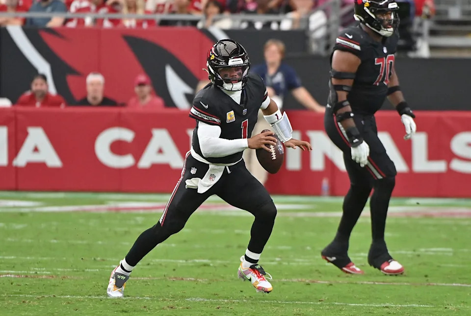 <p>Arizona Cardinals quarterback Kyler Murray looks to throw against the Tennessee Titans in an NFL game. Mandatory Credit: Matt Kartozian-Imagn Images</p>