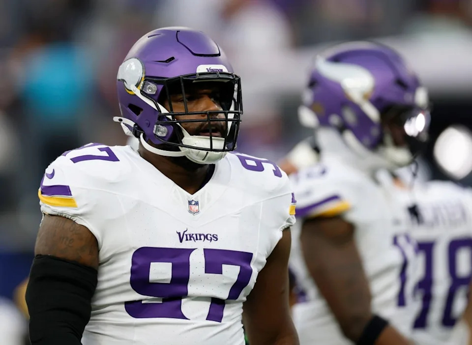 Javon Hargrave warming up before the game between the Minnesota Vikings and the Los Angeles Chargers at SoFi Stadium on October 23, 2025 in Inglewood, California. Getty Images