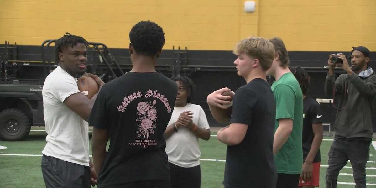 ShunDerrick Powell holds first Heart Over Height Football Camp