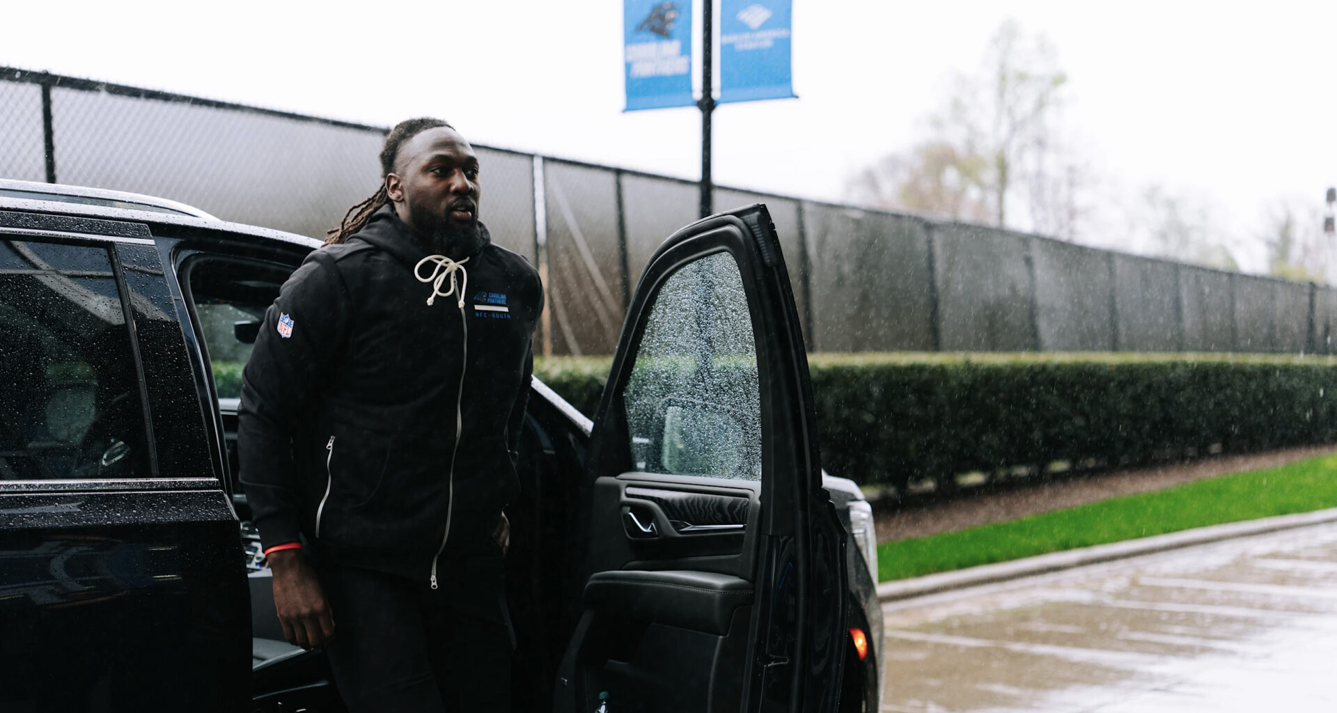 Panthers open free agency with defense as top priority