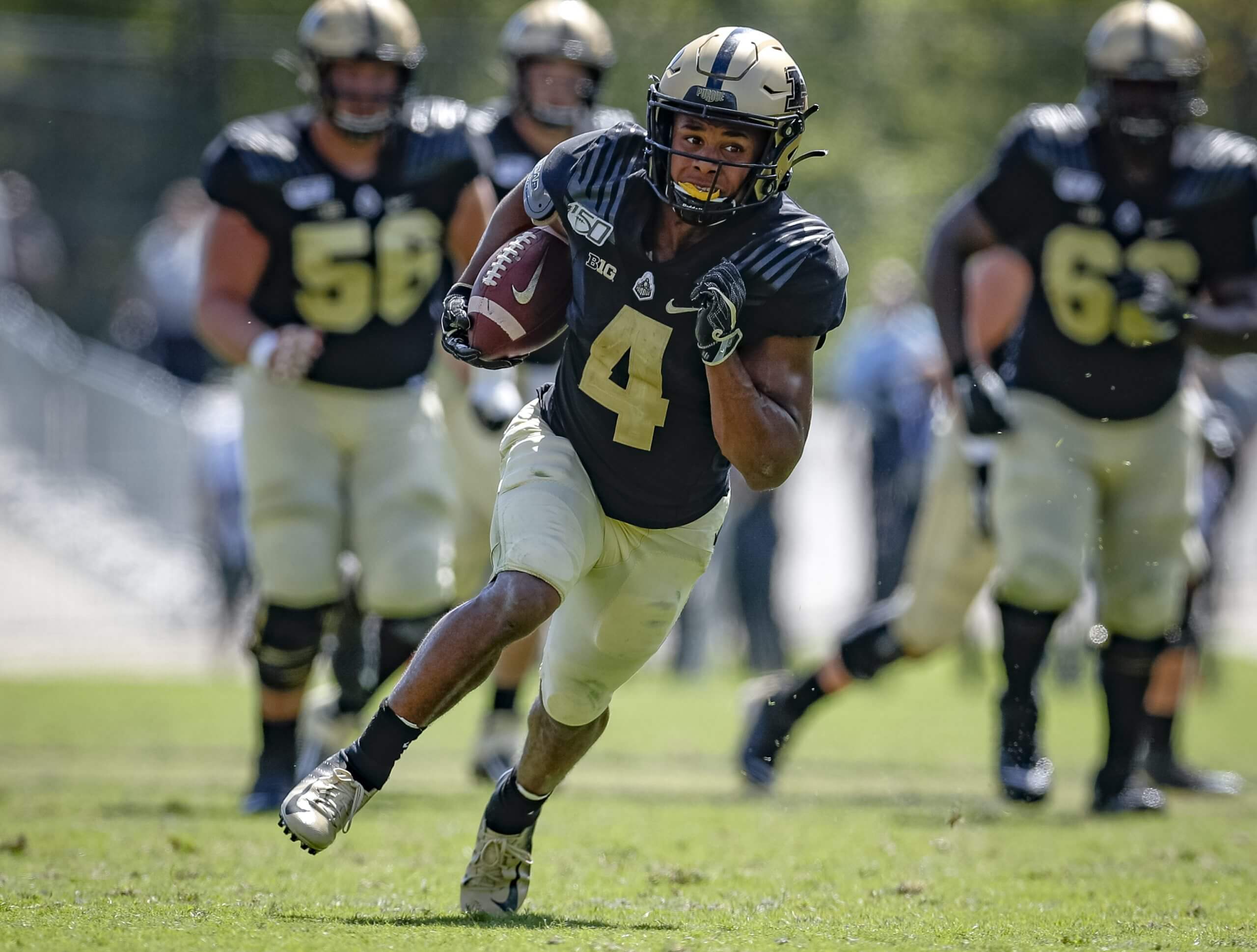 Rondale Moore runs the ball after a pass reception during the second half of Purdue's 42-24 victory against Vanderbilt in 2019. (Michael Hickey / Getty Images)