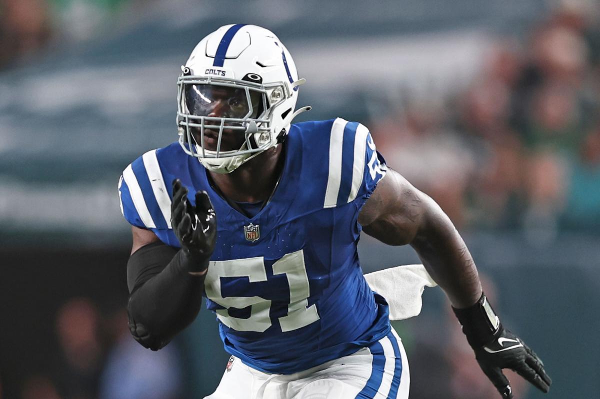 Raiders sign Colts DE Kwity Paye in NFL free agency