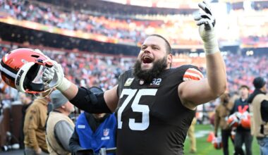 Lions Strongly Advised to Add Joel Bitonio Amid O-Line Struggles