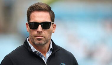 Panthers GM dishes on Jaelan Phillips, Devin Lloyd signings