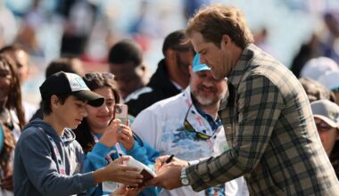 Greg Olsen, Kevin Burkhardt to reunite on Fox to broadcast flag football event