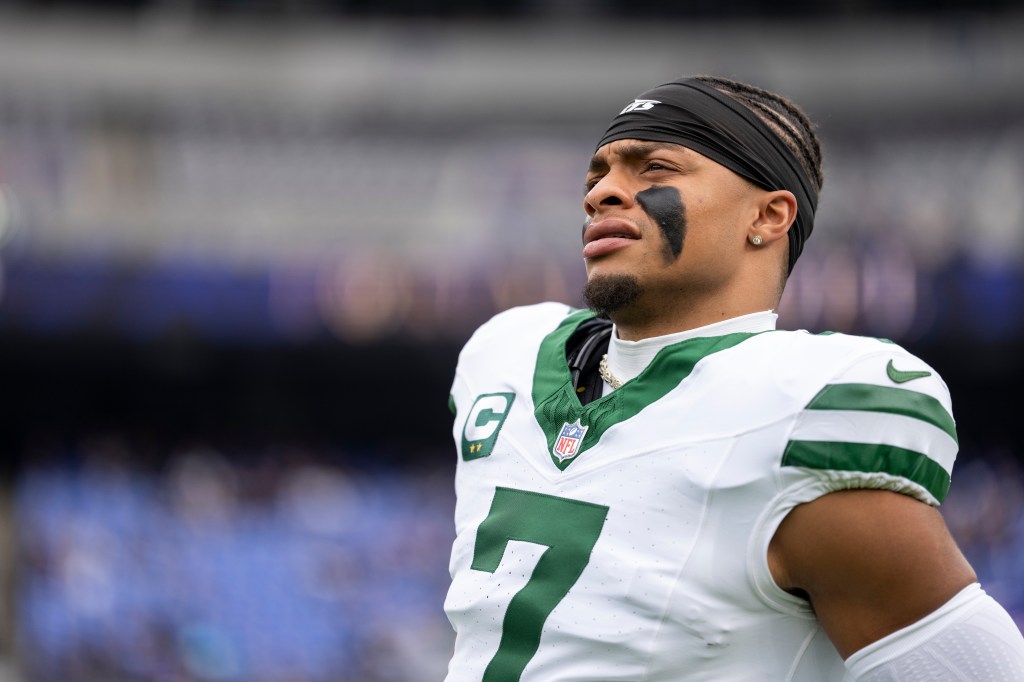 Justin Fields looks on prior to an NFL football game against the Baltimore Ravens on November 23, 2025 in Baltimore, Maryland. 