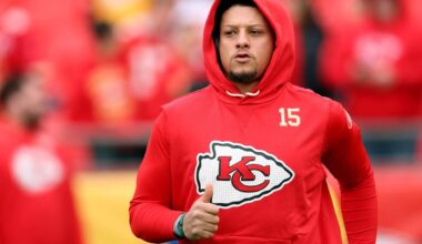 Chiefs’ Andy Reid gives Patrick Mahomes knee update from a unique perspective