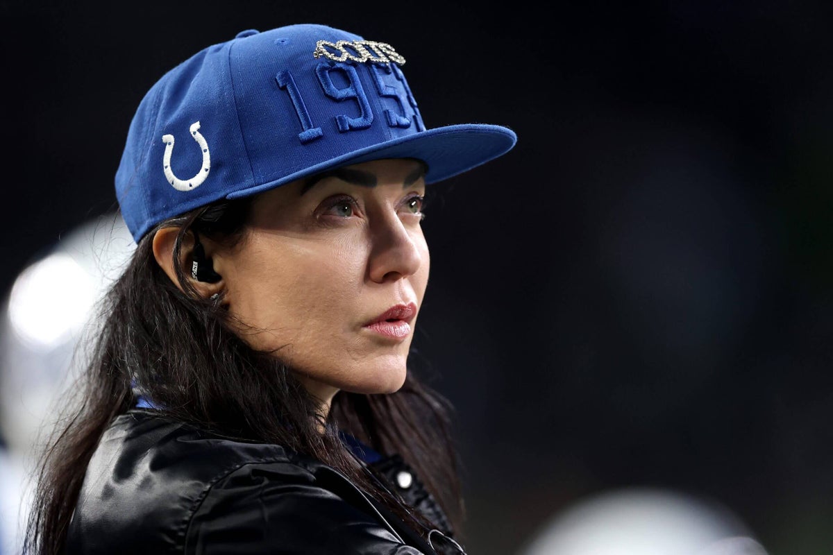 Colts’ owner says team ‘pressed pause on a movie’ during hot start in 2025, plans to resume in 2026