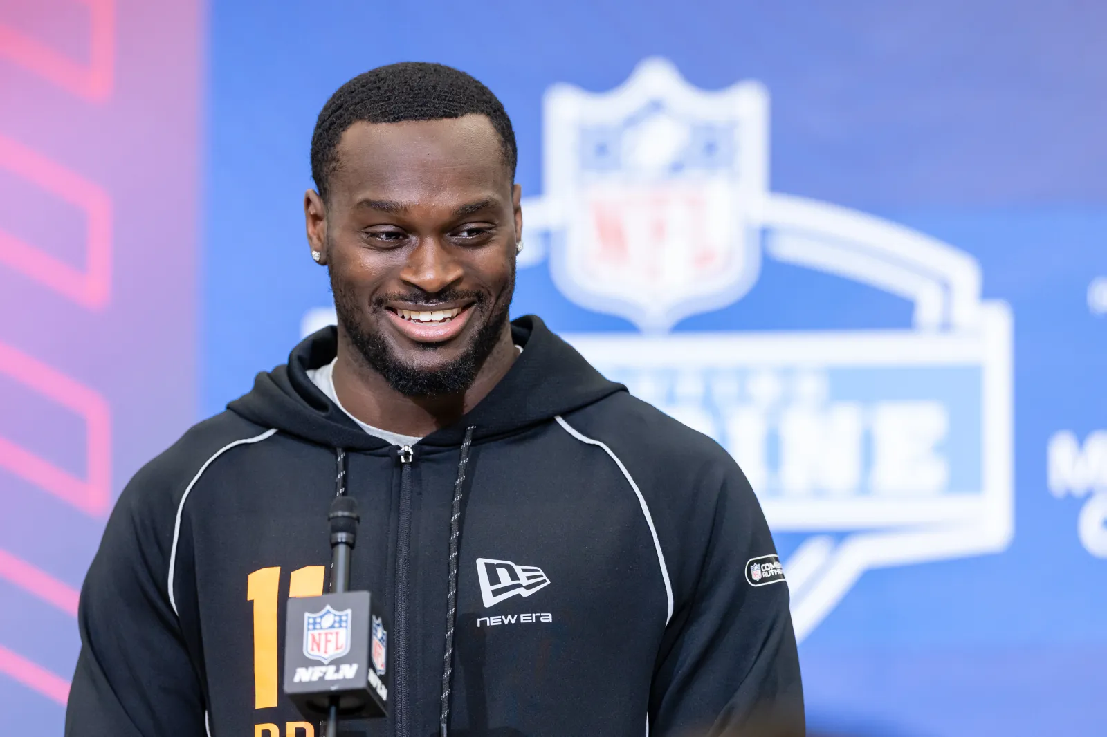 Running back Jeremiyah Love of the Notre Dame Fighting Irish.