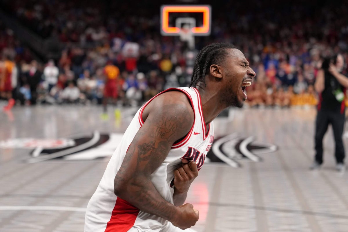 Who will win the 2026 NCAA Tournament? Our expert Lindsay Schnell picks Arizona in her bracket