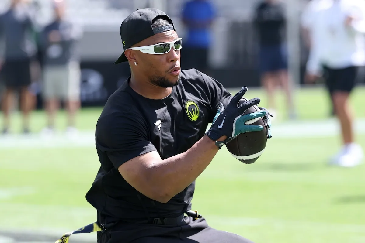 Saquon Barkley embarrassed Logan Paul during a Flag Football Classic practice