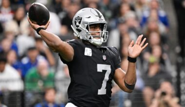 Geno Smith Gives Jets a 'Competent' QB1 After Raiders Trade to Replace Justin Fields, HC Glenn Says