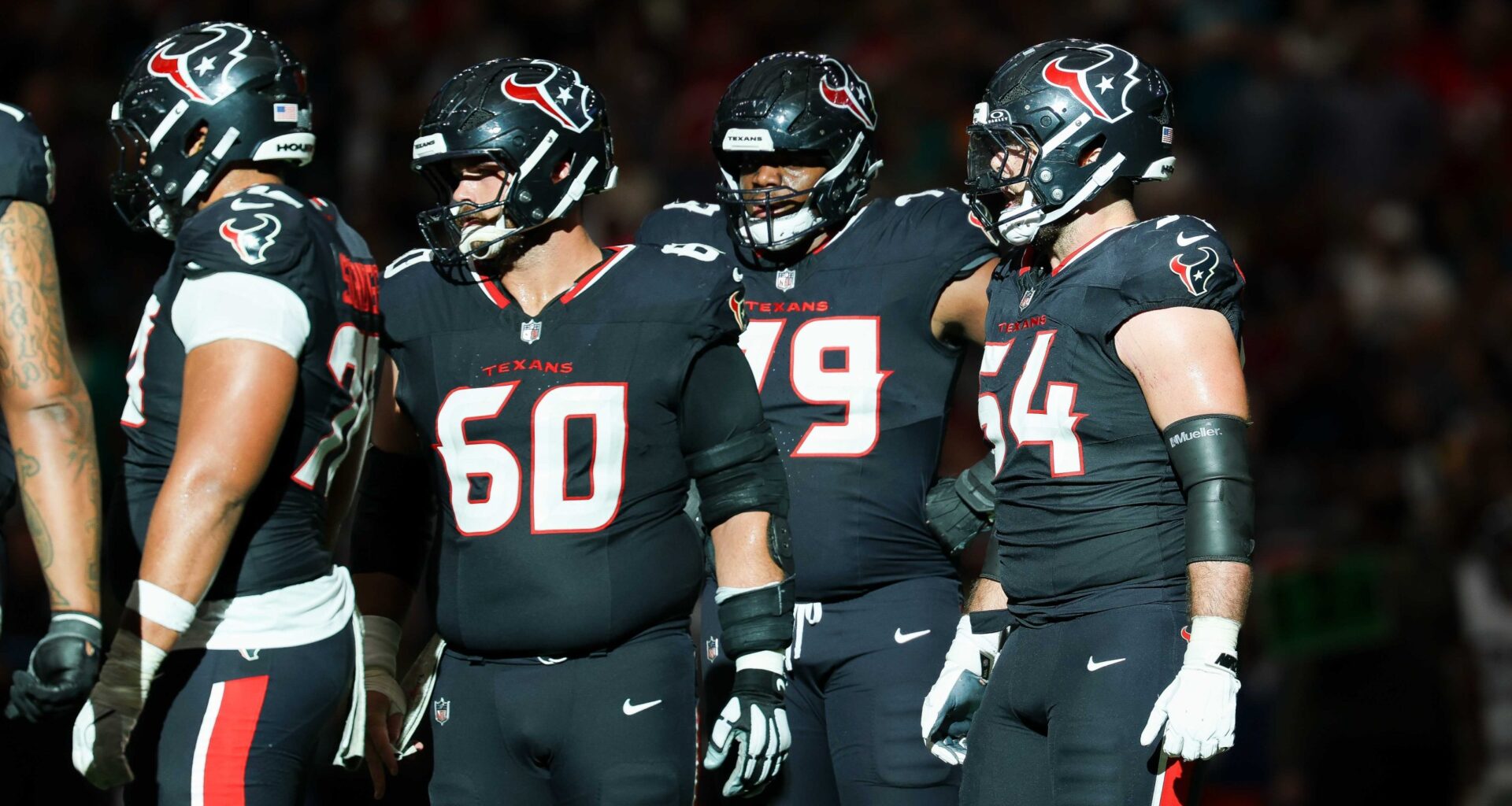 Houston Texans Sign Guard Wyatt Teller to Two Year Deal