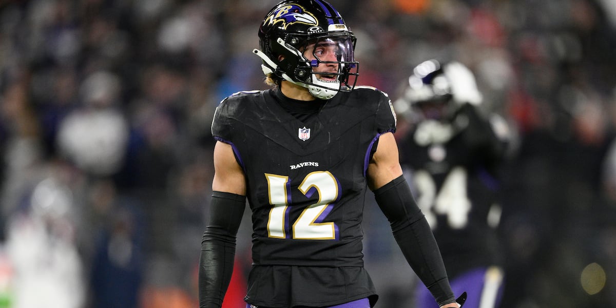 Chiefs sign Alohi Gilman to fill safety need