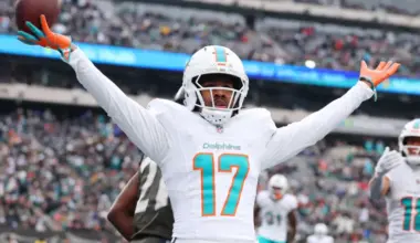 Grading the Broncos' trade to get Jaylen Waddle from Miami Dolphins image