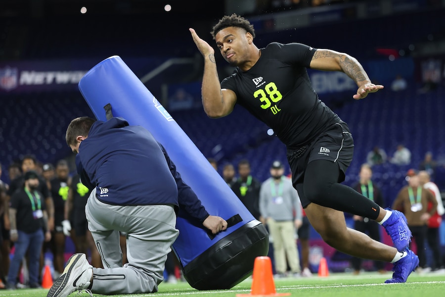 Ravens mock draft: What’s next if Tyler Linderbaum re-signs?