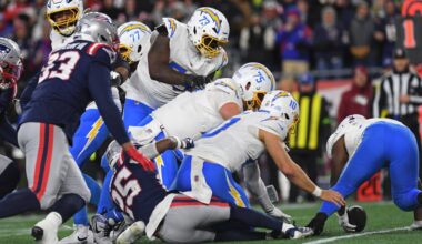 Los Angeles Chargers to release right guard Mekhi Becton