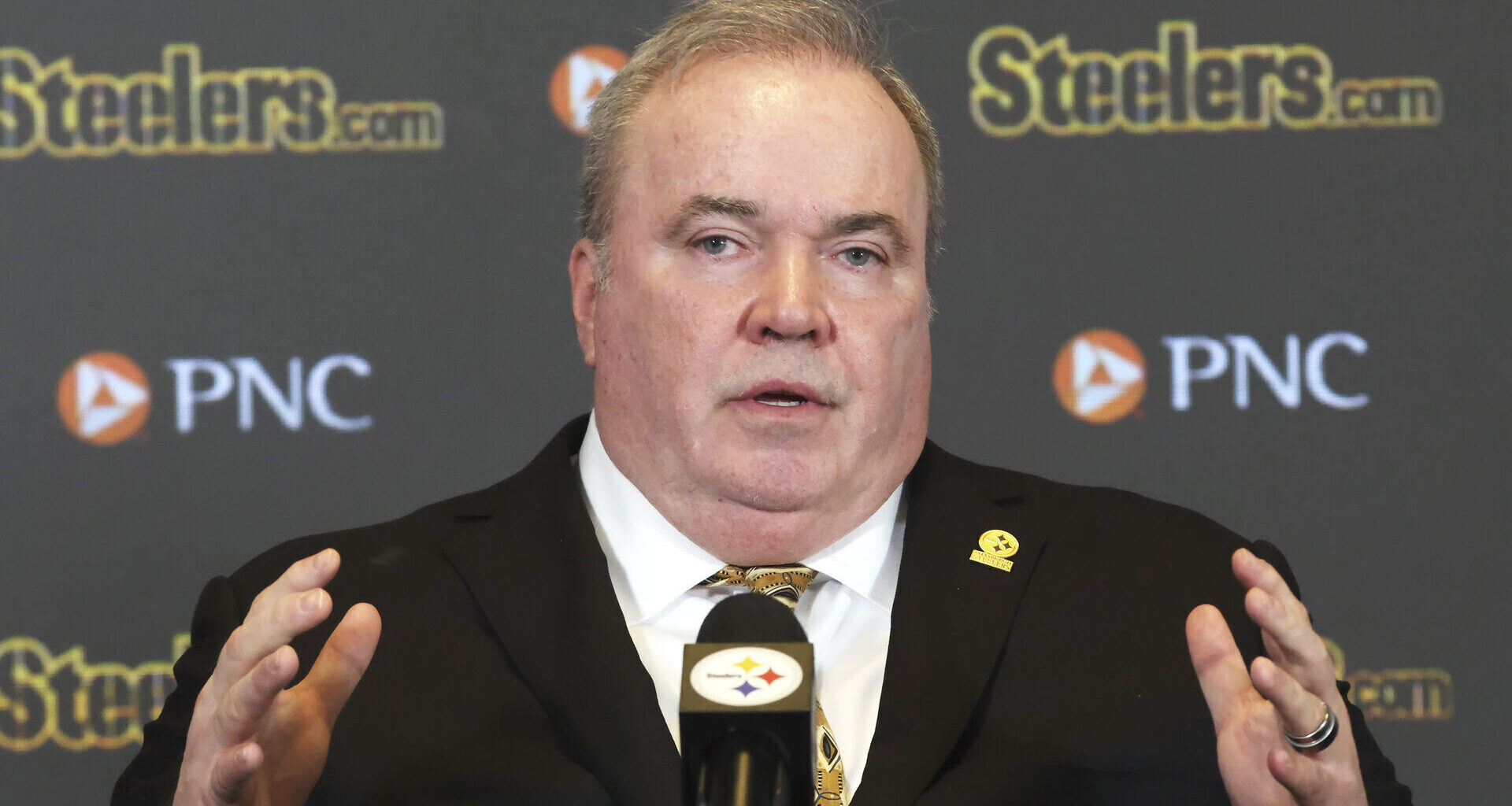 Steelers' Mike McCarthy Reportedly Likes New Free-Agent Quarterback