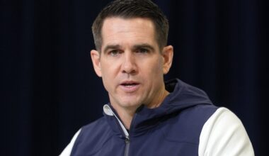 The NY Giants could have a clever reason for not yet signing a guard or defensive tackle