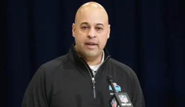 Former All-Pro free agent's comeback comment should interest Steelers, Bills, Raiders image