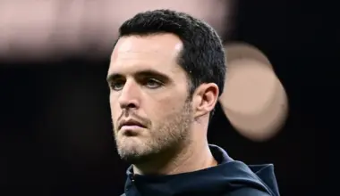 Saints deliver tough news to Derek Carr amid hopes of joining a Super Bowl contender