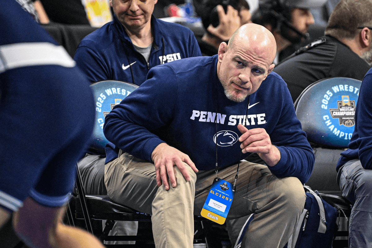 College sports’ best current DI dynasties, plus Rueben Bain’s short arms